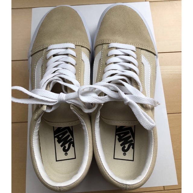 VANS(ヴァンズ)のVANS  バンズ　オールドスクール　SAND 24.0cm レディースの靴/シューズ(スニーカー)の商品写真