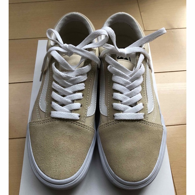 VANS(ヴァンズ)のVANS  バンズ　オールドスクール　SAND 24.0cm レディースの靴/シューズ(スニーカー)の商品写真