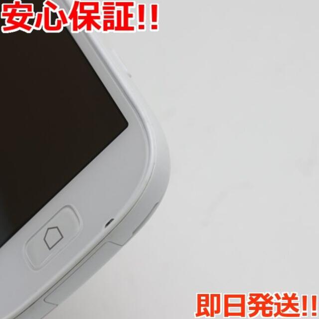 超美品 F-04J らくらくスマートフォン4 ホワイト