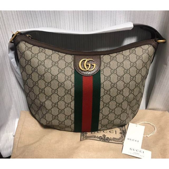 クリスマスファッション Gucci グッチ ショルダーバッグ GGスモール