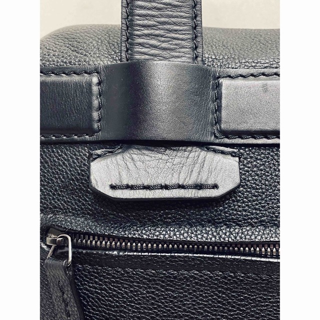 訳あり 極美品】フェラガモ 本革トートバッグ 黒 B4サイズ 旅行
