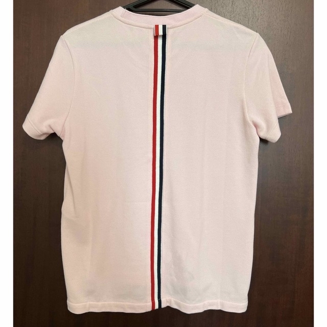 THOM BROWNE(トムブラウン)の【未使用】Thom Browne トムブラウン　ピンク レディースのトップス(Tシャツ(半袖/袖なし))の商品写真