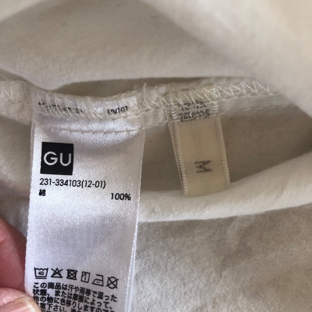 GU(ジーユー)のGU☆トップス　シンプルで合わせやすい！半袖ブラウス　ホワイト　綿100% レディースのトップス(シャツ/ブラウス(半袖/袖なし))の商品写真