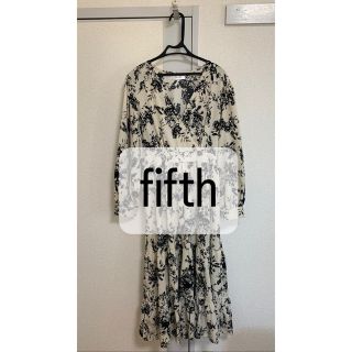 フィフス(fifth)のクロエ様専用　fifth 花柄ロングワンピース(ロングワンピース/マキシワンピース)