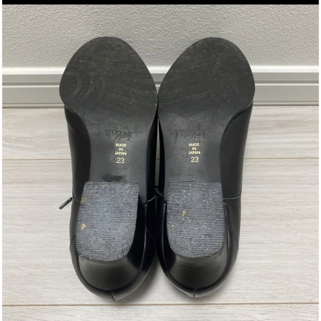 卑弥呼(ヒミコ)の卑弥呼　ひみこ　23.0 革靴　ブーティ　ブラック　パンプス レディースの靴/シューズ(ブーティ)の商品写真