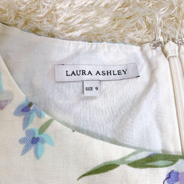 LAURA ASHLEY(ローラアシュレイ)の美品✨ ローラアシュレイ 膝丈 ワンピース 総柄 フレア Aライン 花柄 切替 レディースのワンピース(ひざ丈ワンピース)の商品写真