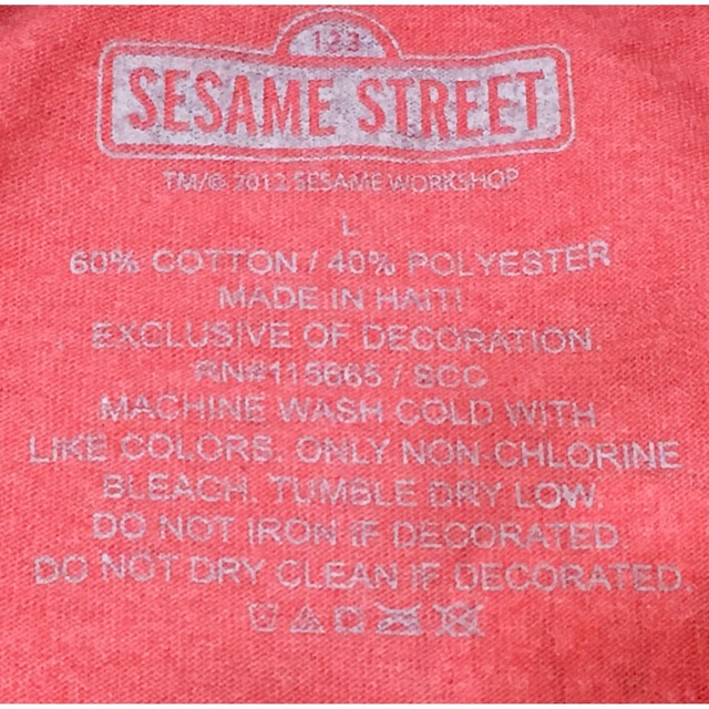 SESAME STREET(セサミストリート)の【セサミストリート】エルモTシャツ Lサイズ メンズのトップス(Tシャツ/カットソー(半袖/袖なし))の商品写真