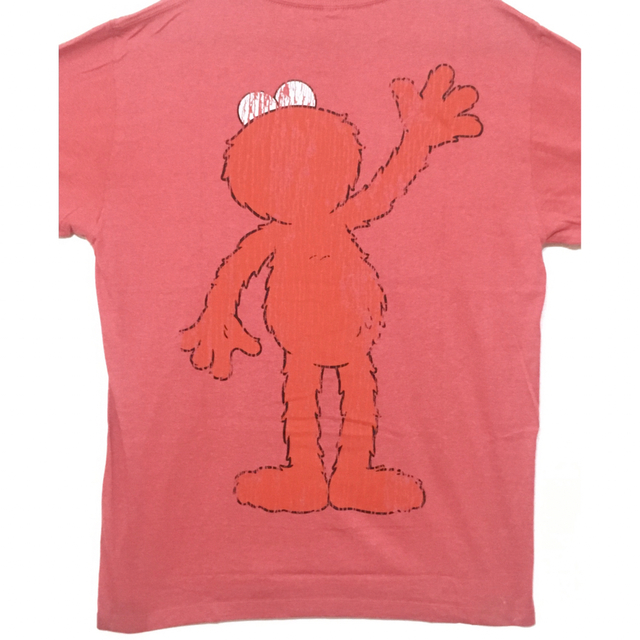 SESAME STREET(セサミストリート)の【セサミストリート】エルモTシャツ Lサイズ メンズのトップス(Tシャツ/カットソー(半袖/袖なし))の商品写真