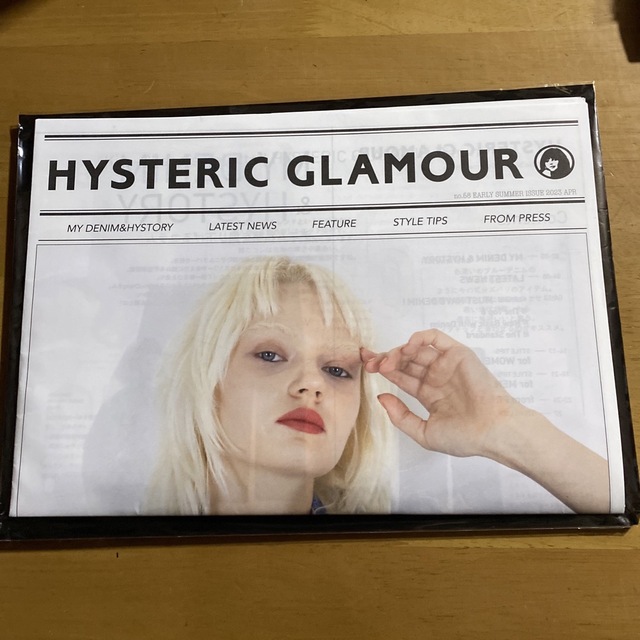 HYSTERIC GLAMOUR(ヒステリックグラマー)のヒステリックグラマー今月号タブロイド エンタメ/ホビーの雑誌(ファッション)の商品写真