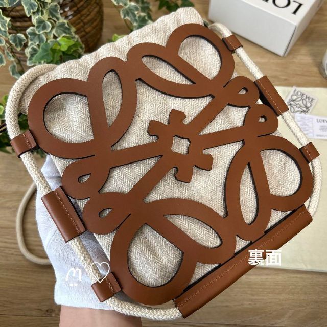 LOEWE - LOEWEロエベ アナグラムカットアウトクロスボディ ショルダー