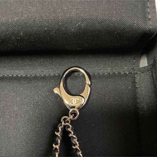 新品 シャネル CHANEL マトラッセ バッグ キーホルダー チャーム