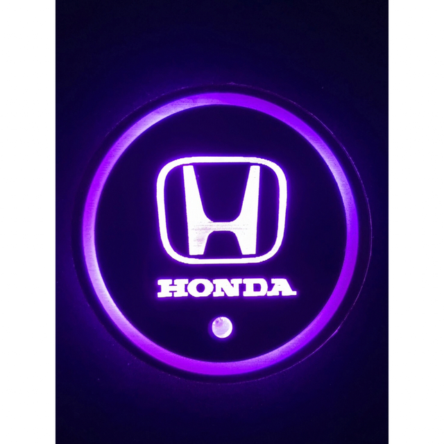 ホンダ(ホンダ)のHONDAロゴ入り　光るLEDコースター　ドリンクコースター 自動車/バイクの自動車(車内アクセサリ)の商品写真