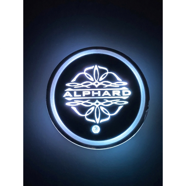 トヨタ(トヨタ)のアルファードロゴ入り　LEDコースター　ドリンクコースター　ALPHARD 自動車/バイクの自動車(車内アクセサリ)の商品写真