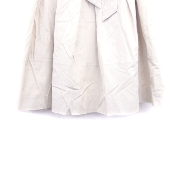 IENA(イエナ)のイエナ IENA スカート フレア ギャザー ミニ シンプル 36 オフホワイト レディースのスカート(ミニスカート)の商品写真