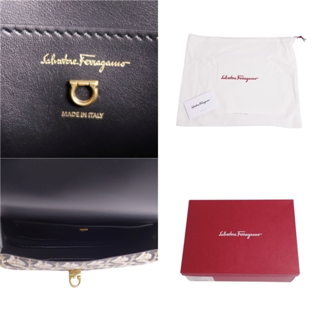 極美品 サルヴァトーレ フェラガモ Salvatore Ferragamo バッグ ショルダーバッグ ガンチーニ金具 総柄 キャンバス カバン 鞄 レディース イタリア製 ベージュ/ブラック 9