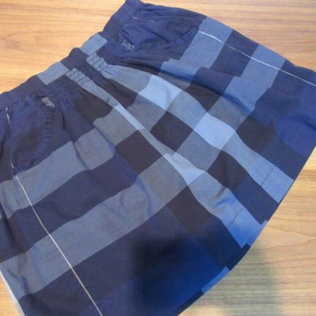 BURBERRY - 美品　バーバリー　スカート　140　150　12歳　ゴム　ステッチ