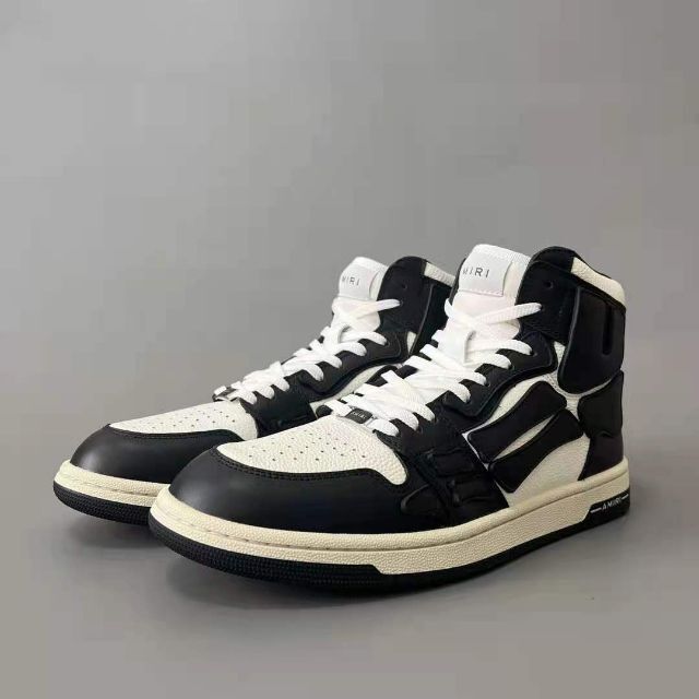 最安価格 AMIRI - AMIRI アミリ 42サイズ スニーカー HI TOP SKEL 新品