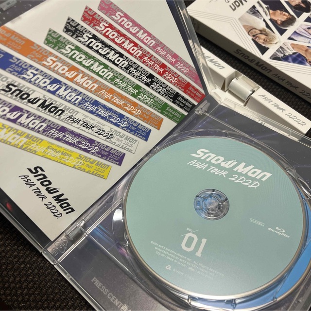 Snow Man(スノーマン)のSnow Man/Snow Man ASIA TOUR 2D.2D.〈2枚組〉 エンタメ/ホビーのDVD/ブルーレイ(ミュージック)の商品写真