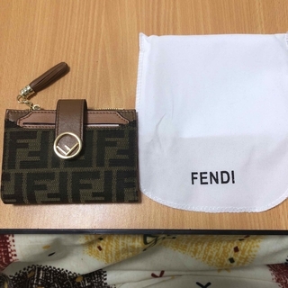 フェンディ(FENDI)の財布(財布)