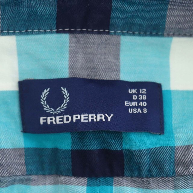 FRED PERRY(フレッドペリー)のフレッドペリー チェック シャツワンピース フレア ひざ丈 半袖 ロールアップ レディースのワンピース(ひざ丈ワンピース)の商品写真