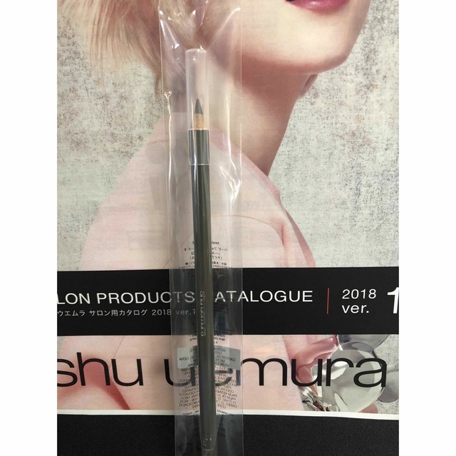 shu uemura(シュウウエムラ)の【新品】シュウウエムラ ハードフォーミュラ ハード９(シールブラウン02） コスメ/美容のベースメイク/化粧品(アイブロウペンシル)の商品写真