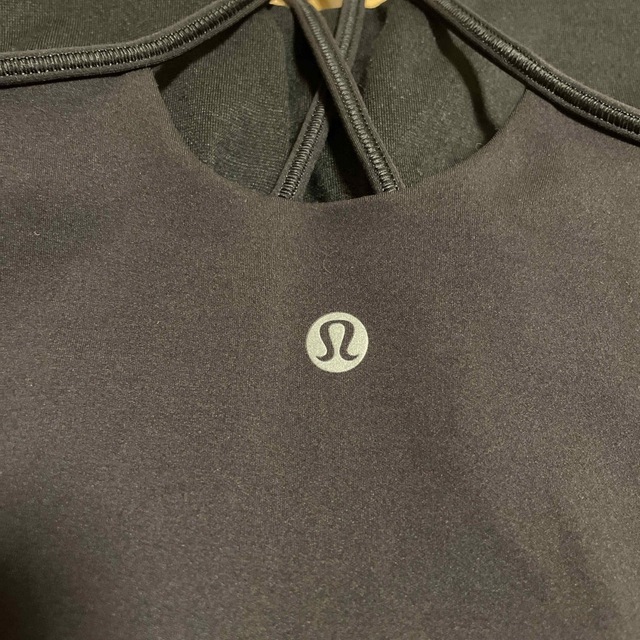 リリー様専用(lululemon クロスバックキャミソール) スポーツ/アウトドアのトレーニング/エクササイズ(ヨガ)の商品写真