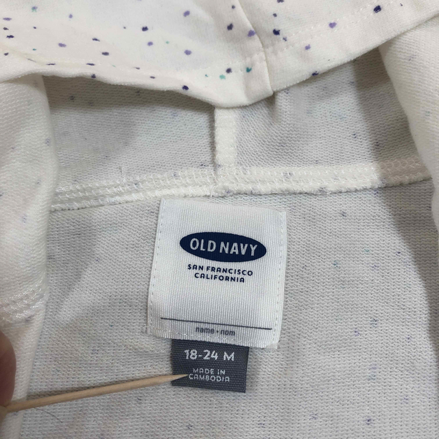 Old Navy(オールドネイビー)の女の子　オールドネイビー  85 パーカー　 七分袖 キッズ/ベビー/マタニティのキッズ服女の子用(90cm~)(Tシャツ/カットソー)の商品写真