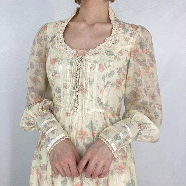 GUNNE SAX(ガニーサックス)の古着 ガンネサックス GUNNE SAX Jessica 総柄 花柄 袖シースルー マキシ丈 長袖 ワンピース レディースM ヴィンテージ /eaa324197 レディースのワンピース(その他)の商品写真