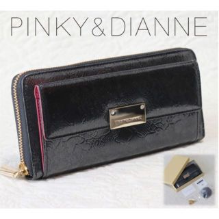 ピンキーアンドダイアン(Pinky&Dianne)の新品【 ピンキー&ダイアン】本革 チェーンチャーム付きラウンドファスナー長財布黒(財布)