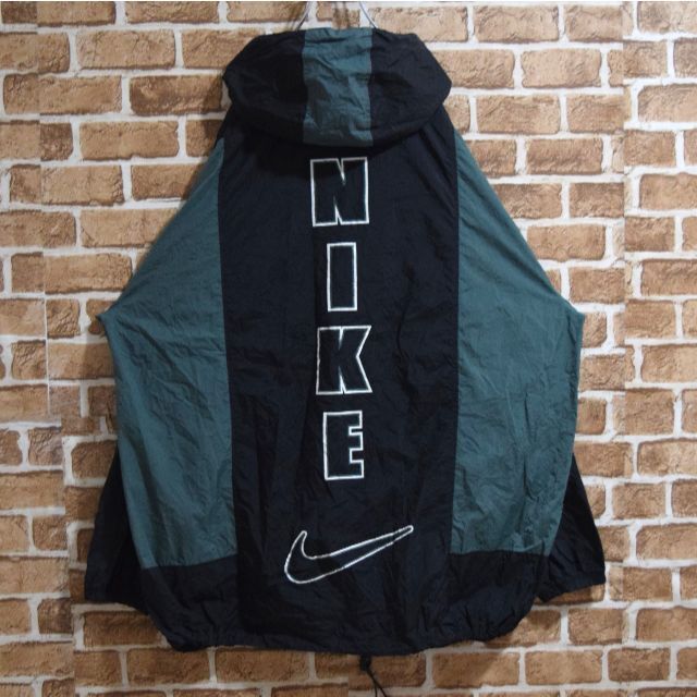 NIKE(ナイキ)の《ナイキ》90s　スウッシュ　緑×黒　XXL　ハーフジップ　ナイロンジャケット メンズのジャケット/アウター(ナイロンジャケット)の商品写真