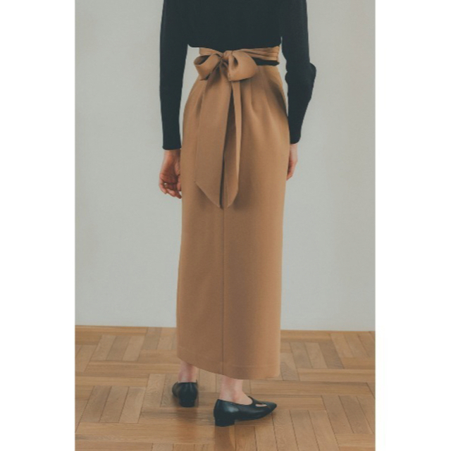 CLANE(クラネ)のSIDE CUT RIBBON SKIRT クラネ レディースのスカート(ロングスカート)の商品写真