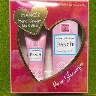 フィアンセ(FIANCEE)の【新品未開封】FIANCÉE ハンドクリーム&ボディミスト(ハンドクリーム)