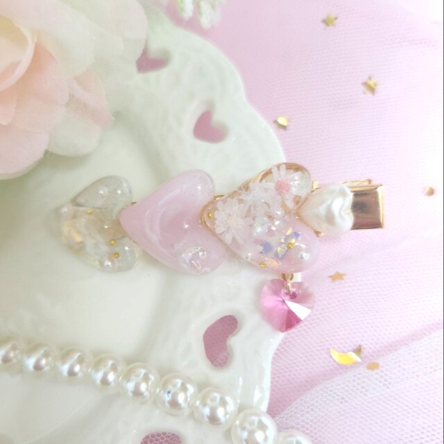 にゃんこ様ハンドメイド レジン トリプルいびつハート スワロフスキー