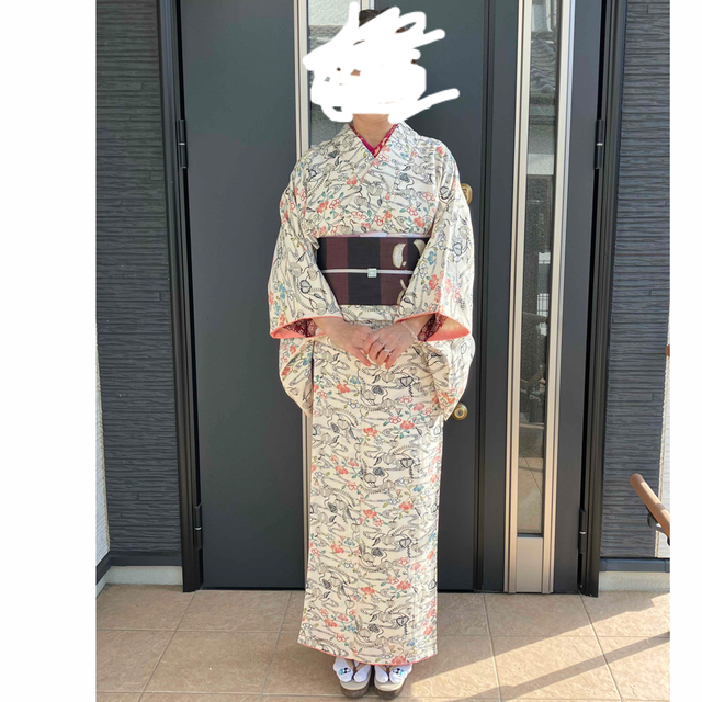 型染め 総柄小紋 縮緬の通販 by たっくん|ラクマ 型染め 総柄小紋 縮緬の通販 by たっくん|ラクマ