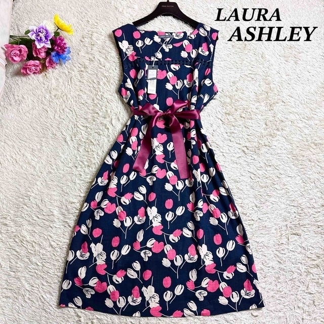 LAURA ASHLEY(ローラアシュレイ)の2点セット ローラアシュレイ  ノースリーブワンピース 花柄 リネン 麻 レディースのワンピース(ひざ丈ワンピース)の商品写真