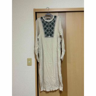 カスタネ(Kastane)のkastane 刺繍ワンピース(ロングワンピース/マキシワンピース)