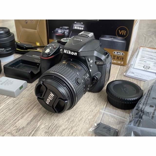 Nikon D5300 一眼レフ レンズキット 単焦点レンズ付き