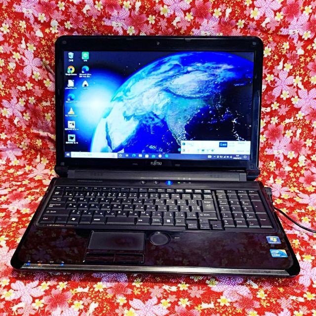 カメラ付き✨大容量640GB⭐️仕事にも◎⭐️すぐ使えるノートパソコン