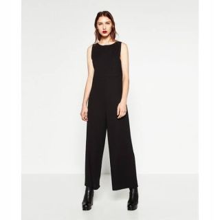 ザラ(ZARA)の【美品】ZARA メッシュ オールインワン 黒 美シルエット(オールインワン)