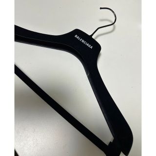 バレンシアガ(Balenciaga)のバレンシアガ　ハンガー(押し入れ収納/ハンガー)