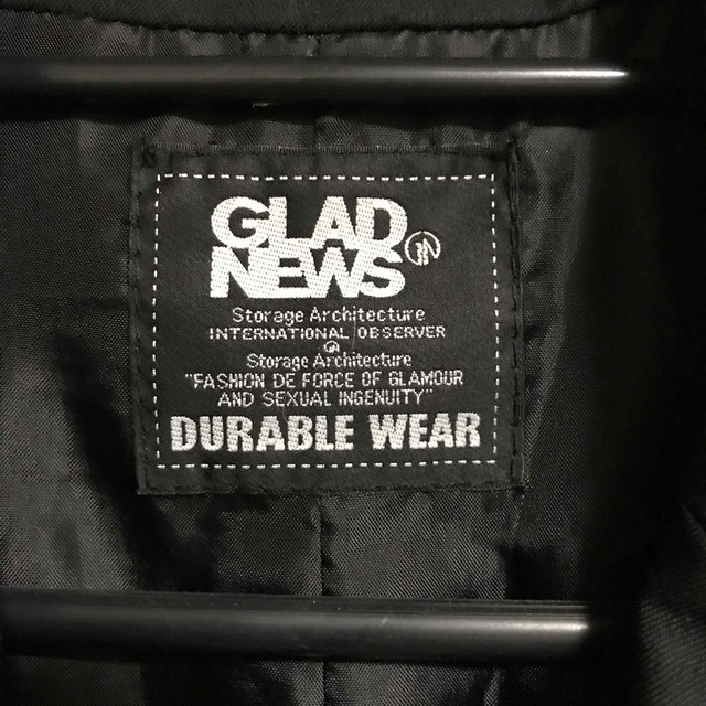 GLAD NEWS(グラッドニュース)の【送料込】 GLAD NEWS グラッドニュース テーラードジャケット スカル レディースのジャケット/アウター(テーラードジャケット)の商品写真