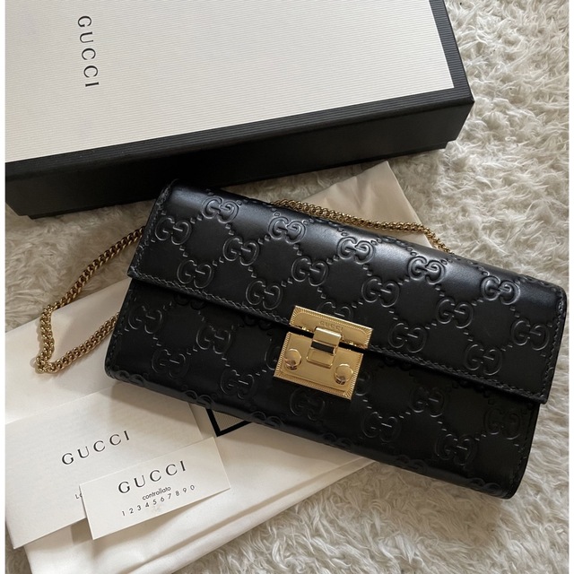 GUCCI 二つ折り 長財布 美品-
