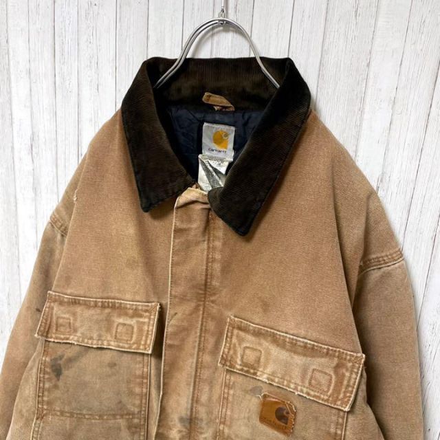 carhartt(カーハート)のカーハート　メキシコ製　ダックジャケット　ブラウン中綿　キルティング　革ロゴＬ. メンズのジャケット/アウター(ブルゾン)の商品写真