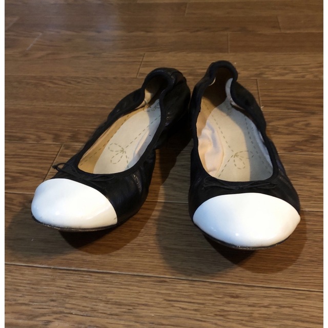 Clarks(クラークス)のClarks （クラークス）のバレエシューズDitsy Dress 23.5cm レディースの靴/シューズ(バレエシューズ)の商品写真