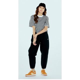 ナイキ(NIKE)のNIKE  NSW アイコン クラッシュ ウーブンパンツ DD5049-010(その他)