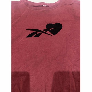 リーボック(Reebok)のリーボックバレンタインTシャツ　レディースMサイズ#リーボック(Tシャツ(半袖/袖なし))