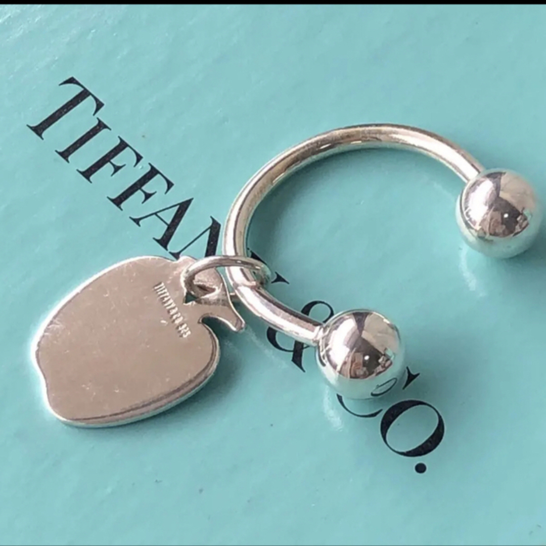 Tiffanyティファニーキーリング キーホルダー チャーム りんご アップル Tiffanyティファニーキーリング キーホルダー チャーム りんご アップル