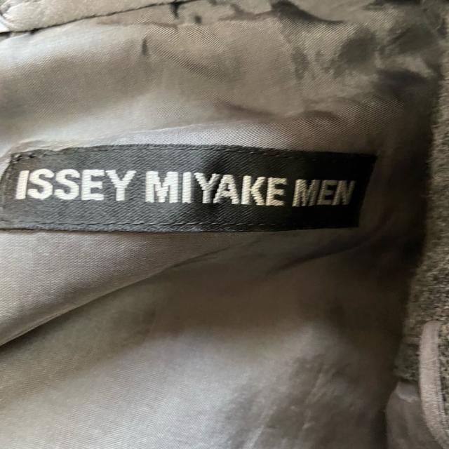 ISSEY MIYAKE(イッセイミヤケ)のイッセイミヤケ パンツ サイズ3 L メンズ - メンズのパンツ(その他)の商品写真