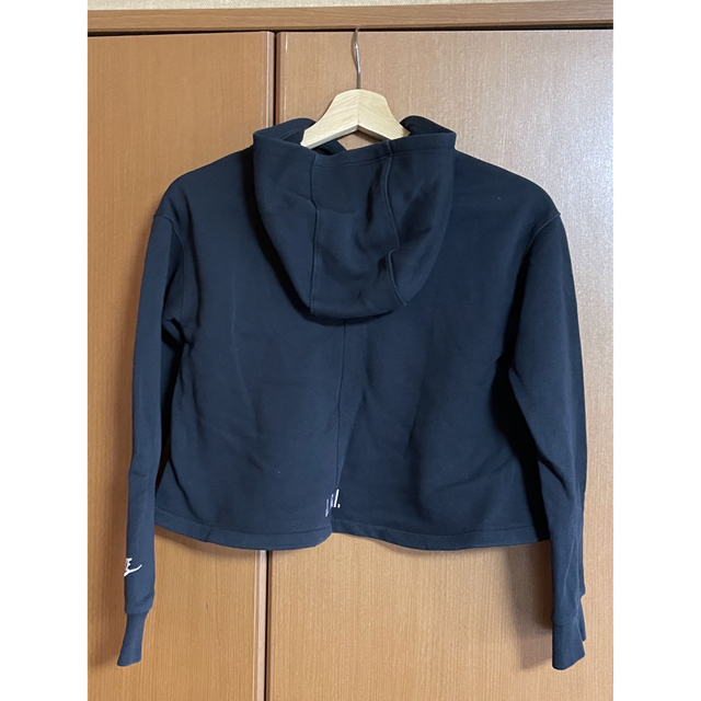 NIKE(ナイキ)のNIKE裏起毛パーカー145cm キッズ/ベビー/マタニティのキッズ服女の子用(90cm~)(ジャケット/上着)の商品写真