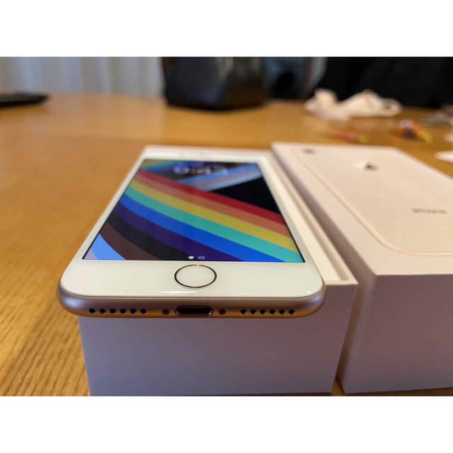 ［美品］※値下げ中 simフリー iPhone8 64GB ゴールド